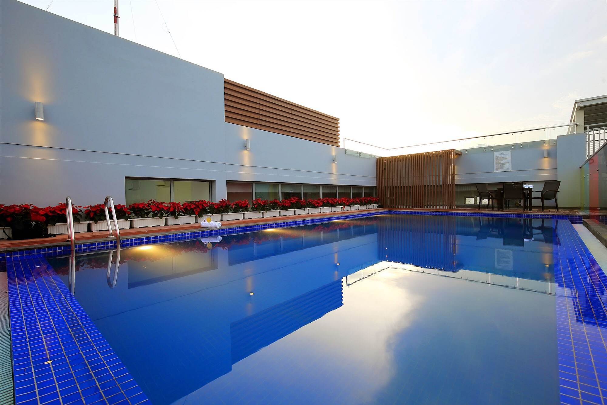 הו צ'י מין סיטי Aurora Western Village מראה חיצוני תמונה